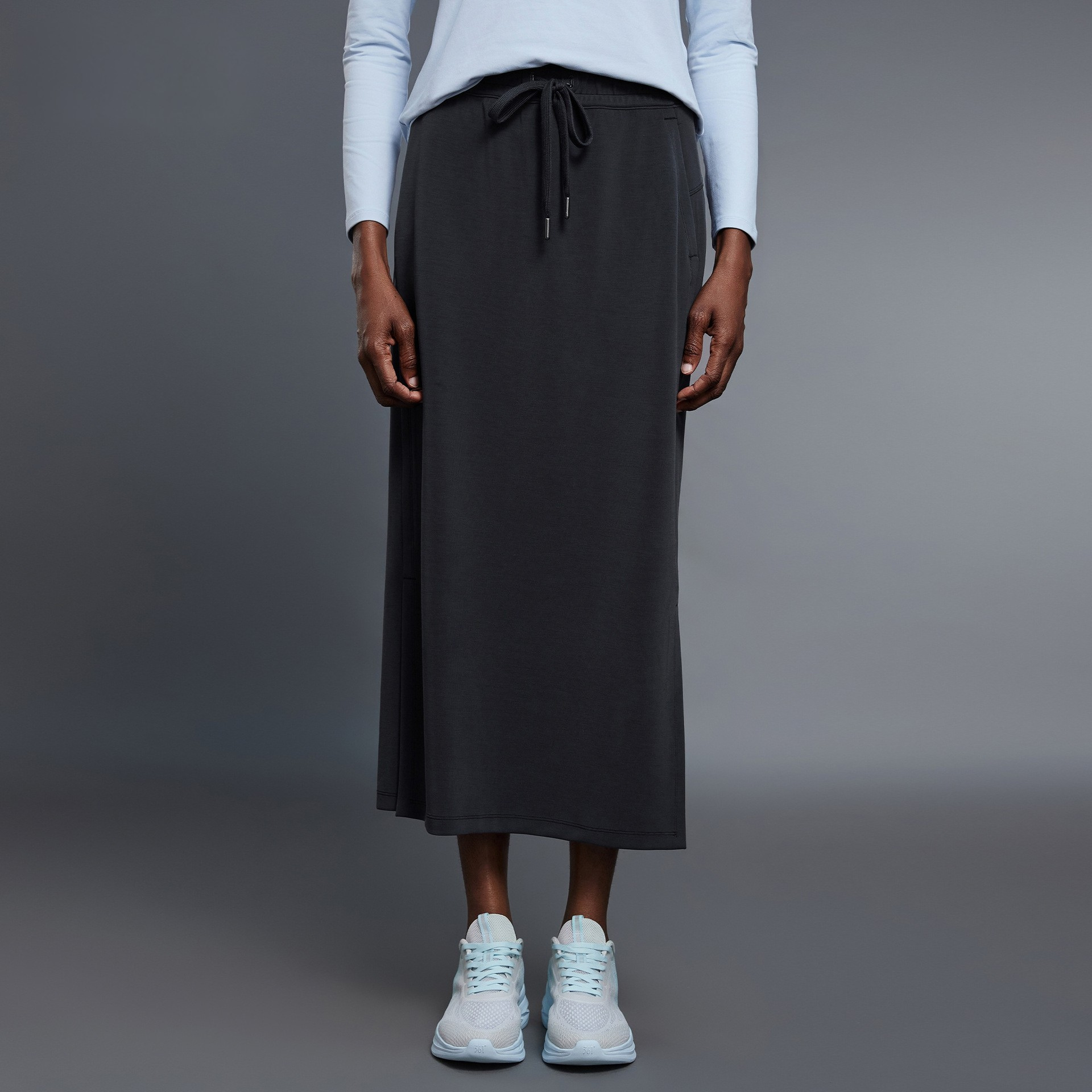 Mid-Length Slit Sports Skirt