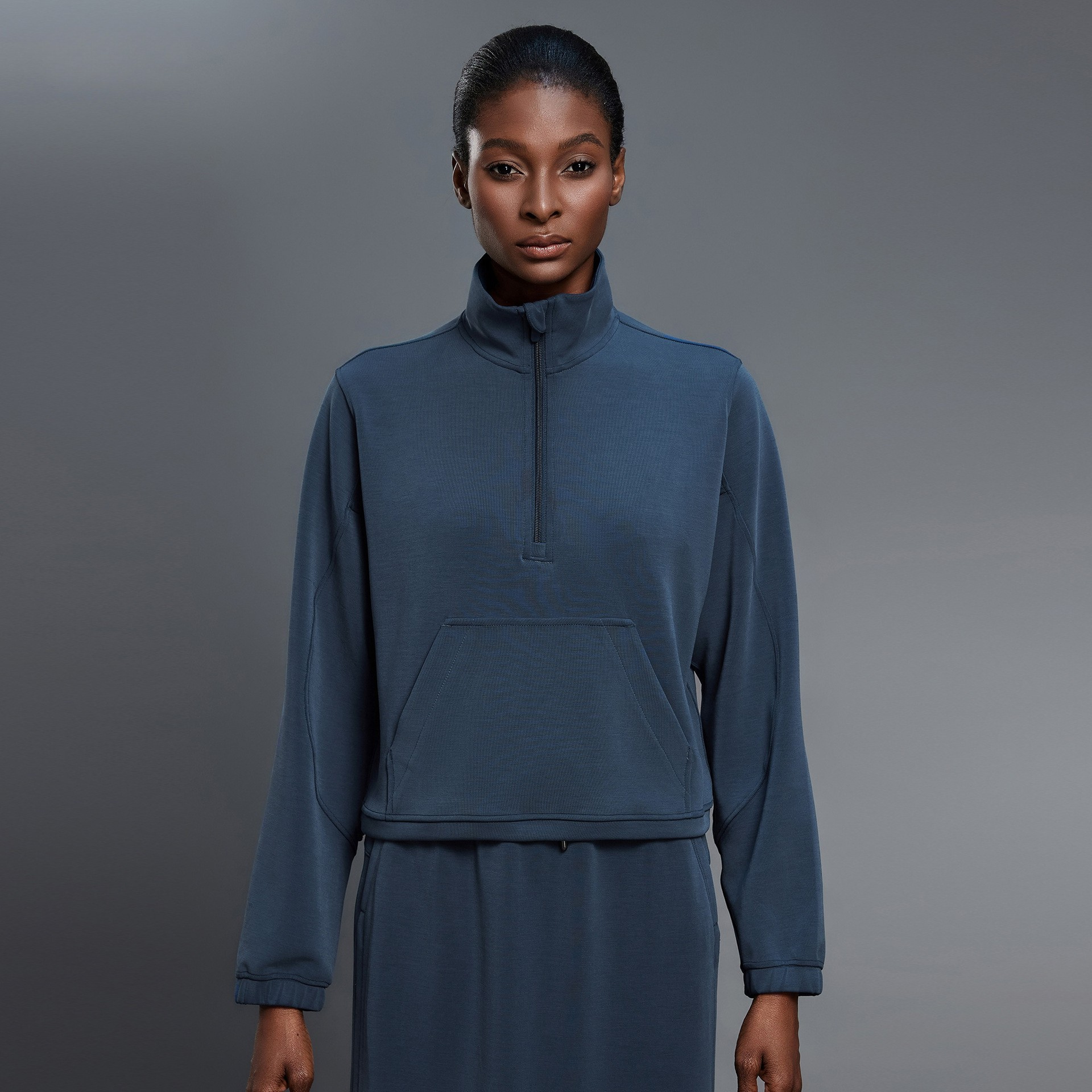 Half-Zip Drawstring Hem Sweatshirt